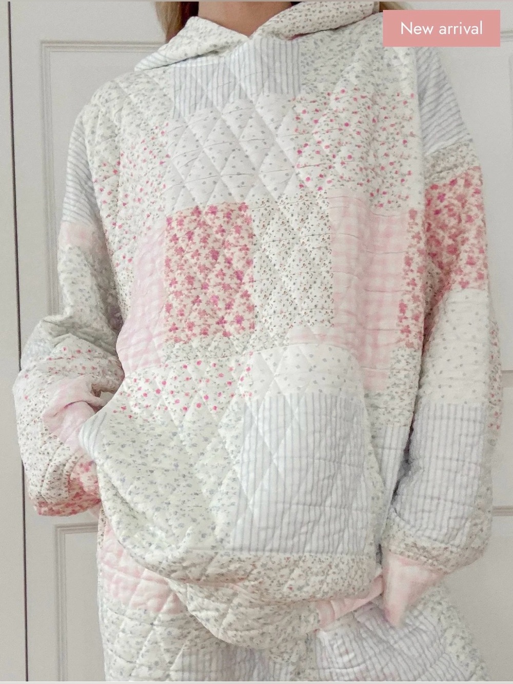 Sunkissed Coconut W16 Quilted Pastel Hoodie Size XS NWOT